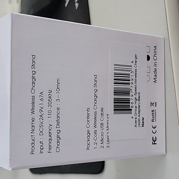 Avera Group wireless charger - Picture 2 of 2